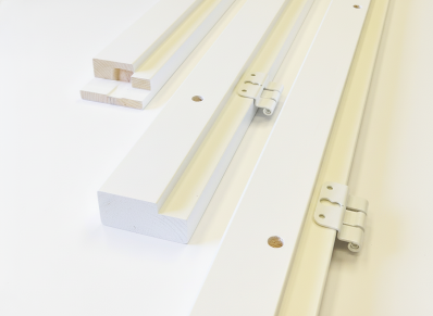 Valkoinen oksaton parioven karmi 42x92mm huulletuille ovilevyill